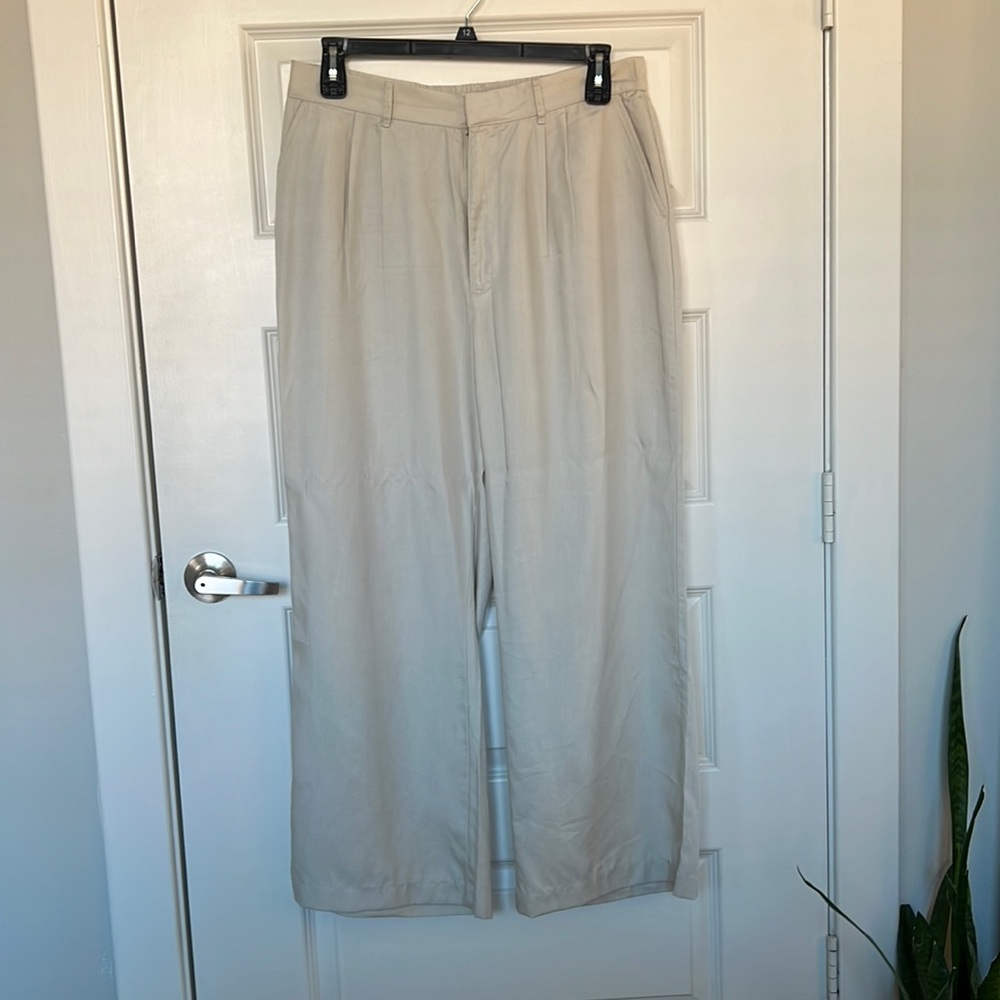 Wide leg pants